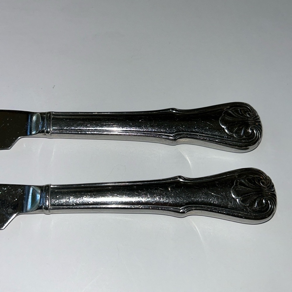 Waterford Duncannon  Stainless Dinner Knives Set of 2